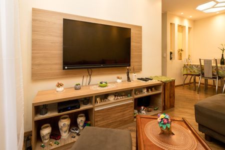 Apartamento à venda com 64m², 3 quartos e 1 vaga Apartamento à venda com 64m², 3 quartos e 1 vagaSala