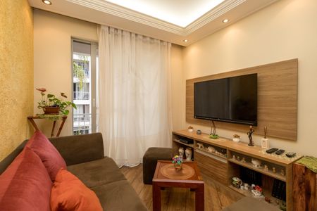 Sala de apartamento à venda com 3 quartos, 64m² em Vila Ivone, São Paulo