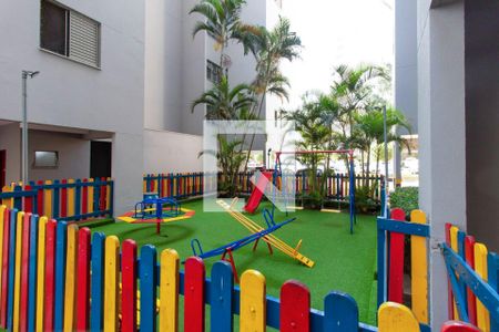 Apartamento à venda com 64m², 3 quartos e 1 vaga Apartamento à venda com 64m², 3 quartos e 1 vagaÁrea comum - Playground