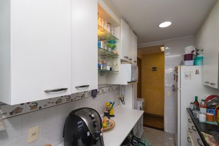 Apartamento à venda com 64m², 3 quartos e 1 vaga Apartamento à venda com 64m², 3 quartos e 1 vagaCozinha