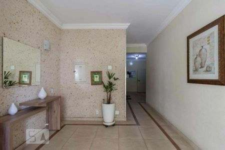 Apartamento à venda com 64m², 3 quartos e 1 vaga Apartamento à venda com 64m², 3 quartos e 1 vagaHall de entrada