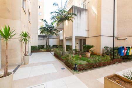 Apartamento à venda com 33m², 2 quartos e sem vagaÁrea comum 