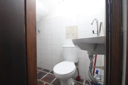 Lavabo de casa para alugar com 3 quartos, 100m² em Vila Campo Grande, São Paulo