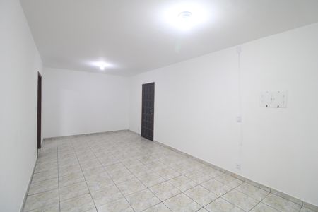 Sala de casa para alugar com 3 quartos, 100m² em Vila Campo Grande, São Paulo