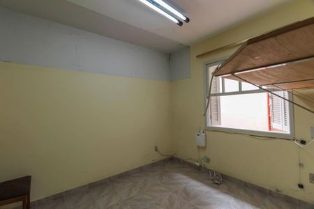 Casa à venda com 151m², 5 quartos e 3 vagas Casa à venda com 151m², 5 quartos e 3 vagasQuarto de Serviço