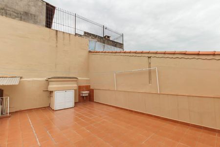 Casa à venda com 151m², 5 quartos e 3 vagas Casa à venda com 151m², 5 quartos e 3 vagasSacada