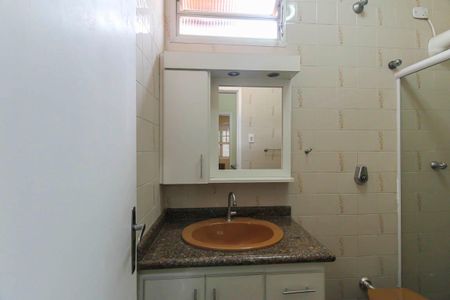 Casa à venda com 151m², 5 quartos e 3 vagas Casa à venda com 151m², 5 quartos e 3 vagasBanheiro