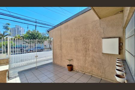 Casa à venda com 100m², 2 quartos e 1 vaga Casa à venda com 100m², 2 quartos e 1 vagaGaragem