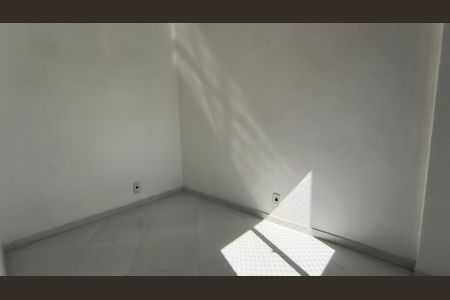 Apartamento para alugar com 90m², 2 quartos e 1 vaga Apartamento para alugar com 90m², 2 quartos e 1 vagaQuarto de Serviço