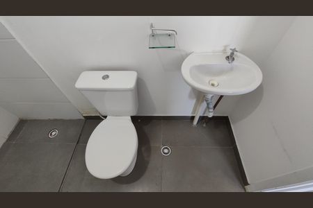 Apartamento para alugar com 41m², 2 quartos e 1 vaga Apartamento para alugar com 41m², 2 quartos e 1 vagaBanheiro Social