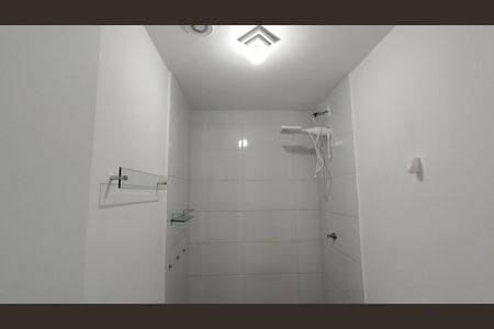 Apartamento para alugar com 41m², 2 quartos e 1 vaga Apartamento para alugar com 41m², 2 quartos e 1 vagaBanheiro Social