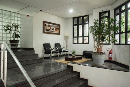 Apartamento à venda com 102m², 3 quartos e 2 vagasHall social