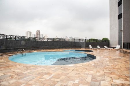 Apartamento à venda com 102m², 3 quartos e 2 vagasÁrea comum - Piscina