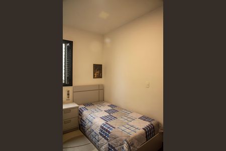 Apartamento à venda com 102m², 3 quartos e 2 vagasQuarto 2