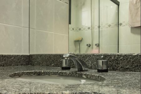 Apartamento à venda com 102m², 3 quartos e 2 vagasBanheiro da Suíte