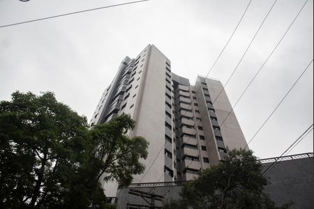 Apartamento à venda com 102m², 3 quartos e 2 vagasFachada