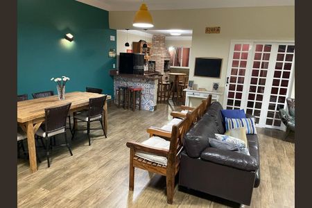 Foto 14 de casa à venda com 3 quartos, 296m² em Cambuci, São Paulo