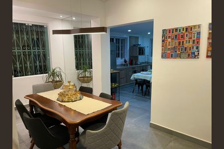 Casa à venda com 296m², 3 quartos e 4 vagasFoto 06
