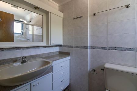 Apartamento à venda com 81m², 3 quartos e 2 vagas Apartamento à venda com 81m², 3 quartos e 2 vagasSuíte