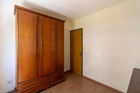 Apartamento à venda com 81m², 3 quartos e 2 vagas Apartamento à venda com 81m², 3 quartos e 2 vagasQuarto 2