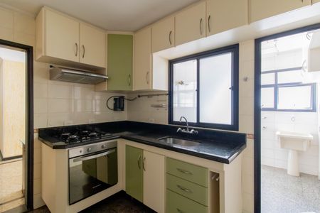 Apartamento à venda com 81m², 3 quartos e 2 vagas Apartamento à venda com 81m², 3 quartos e 2 vagasCozinha