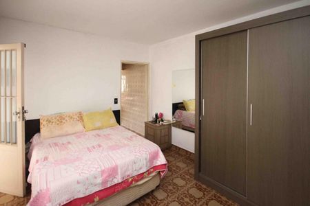 Casa à venda com 165m², 3 quartos e 2 vagas