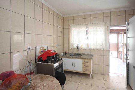 Casa à venda com 165m², 3 quartos e 2 vagas