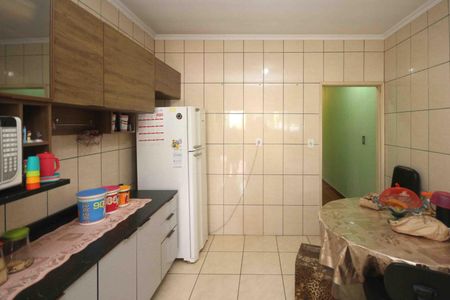 Casa à venda com 165m², 3 quartos e 2 vagas