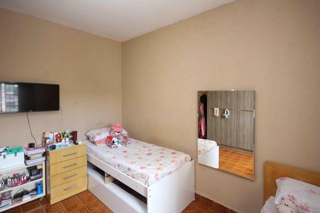 Casa à venda com 165m², 3 quartos e 2 vagas