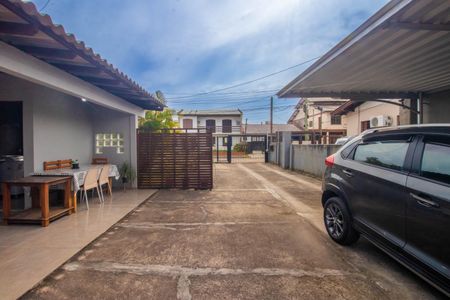 Casa à venda com 101m², 1 quarto e 4 vagasPátio