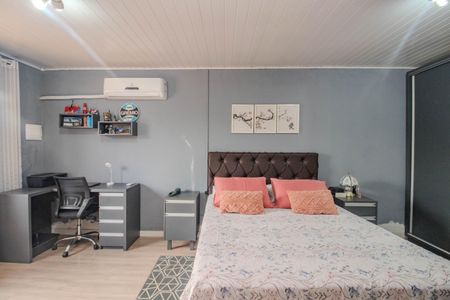 Casa à venda com 101m², 1 quarto e 4 vagasQuarto