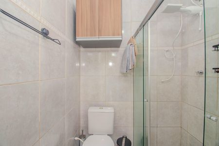 Banheiro de casa à venda com 1 quarto, 101m² em Sarandi, Porto Alegre