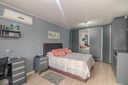 Casa à venda com 101m², 1 quarto e 4 vagasQuarto