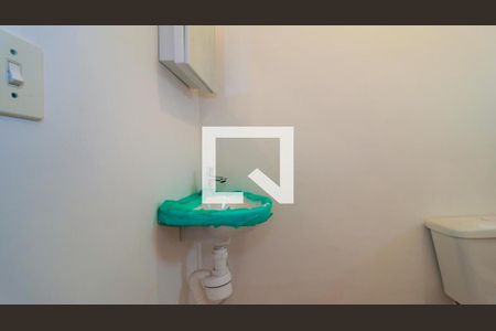 Studio para alugar com 30m², 1 quarto e sem vaga Studio para alugar com 30m², 1 quarto e sem vagaBanheiro Social