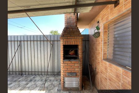 Casa para alugar com 250m², 2 quartos e 1 vaga Casa para alugar com 250m², 2 quartos e 1 vagaQuintal