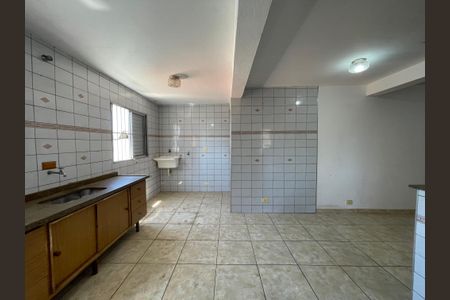 Casa para alugar com 250m², 2 quartos e 1 vaga Casa para alugar com 250m², 2 quartos e 1 vagaCozinha