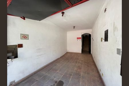 Casa para alugar com 250m², 2 quartos e 1 vaga Casa para alugar com 250m², 2 quartos e 1 vagaGaragem