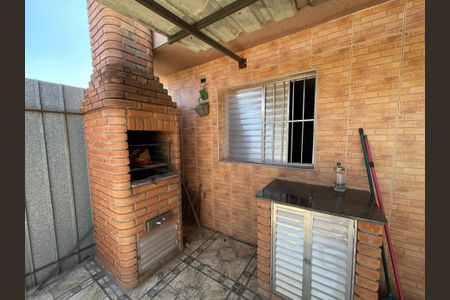 Casa para alugar com 250m², 2 quartos e 1 vaga Casa para alugar com 250m², 2 quartos e 1 vagaQuintal