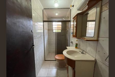 Casa para alugar com 250m², 2 quartos e 1 vaga Casa para alugar com 250m², 2 quartos e 1 vagaBanheiro