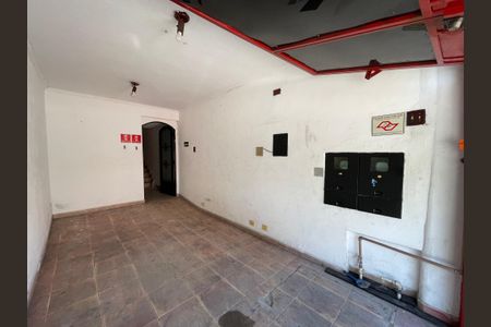 Casa para alugar com 250m², 2 quartos e 1 vaga Casa para alugar com 250m², 2 quartos e 1 vagaGaragem