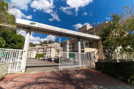 Apartamento à venda com 88m², 3 quartos e 1 vaga Apartamento à venda com 88m², 3 quartos e 1 vagaFachada