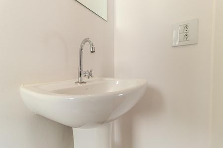 Apartamento para alugar com 40m², 1 quarto e sem vaga Apartamento para alugar com 40m², 1 quarto e sem vagaBanheiro Social