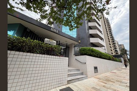 Apartamento para alugar com 200m², 4 quartos e 2 vagasFachada