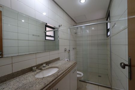 Apartamento para alugar com 200m², 4 quartos e 2 vagasBanheiro da Suíte 2