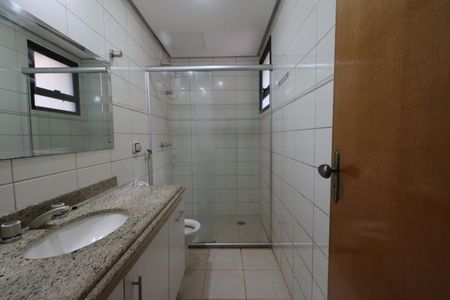 Apartamento para alugar com 200m², 4 quartos e 2 vagasBanheiro da Suíte 2