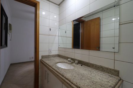 Apartamento para alugar com 200m², 4 quartos e 2 vagasBanheiro da Suíte 2