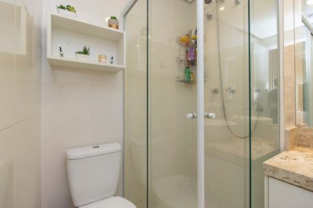 Apartamento à venda com 50m², 2 quartos e 1 vaga Apartamento à venda com 50m², 2 quartos e 1 vagaBanheiro Social