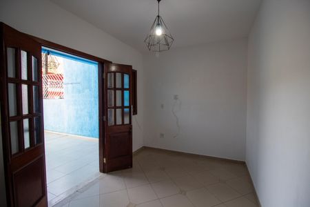 Sala de casa à venda com 2 quartos, 100m² em Jardim das Vertentes, São Paulo