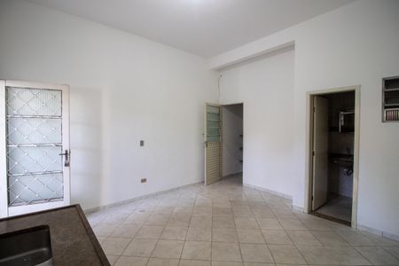 Sala/Quarto de casa à venda com 2 quartos, 100m² em Jardim das Vertentes, São Paulo