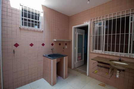 Casa à venda com 100m², 2 quartos e sem vaga Casa à venda com 100m², 2 quartos e sem vagaÁrea de Serviço